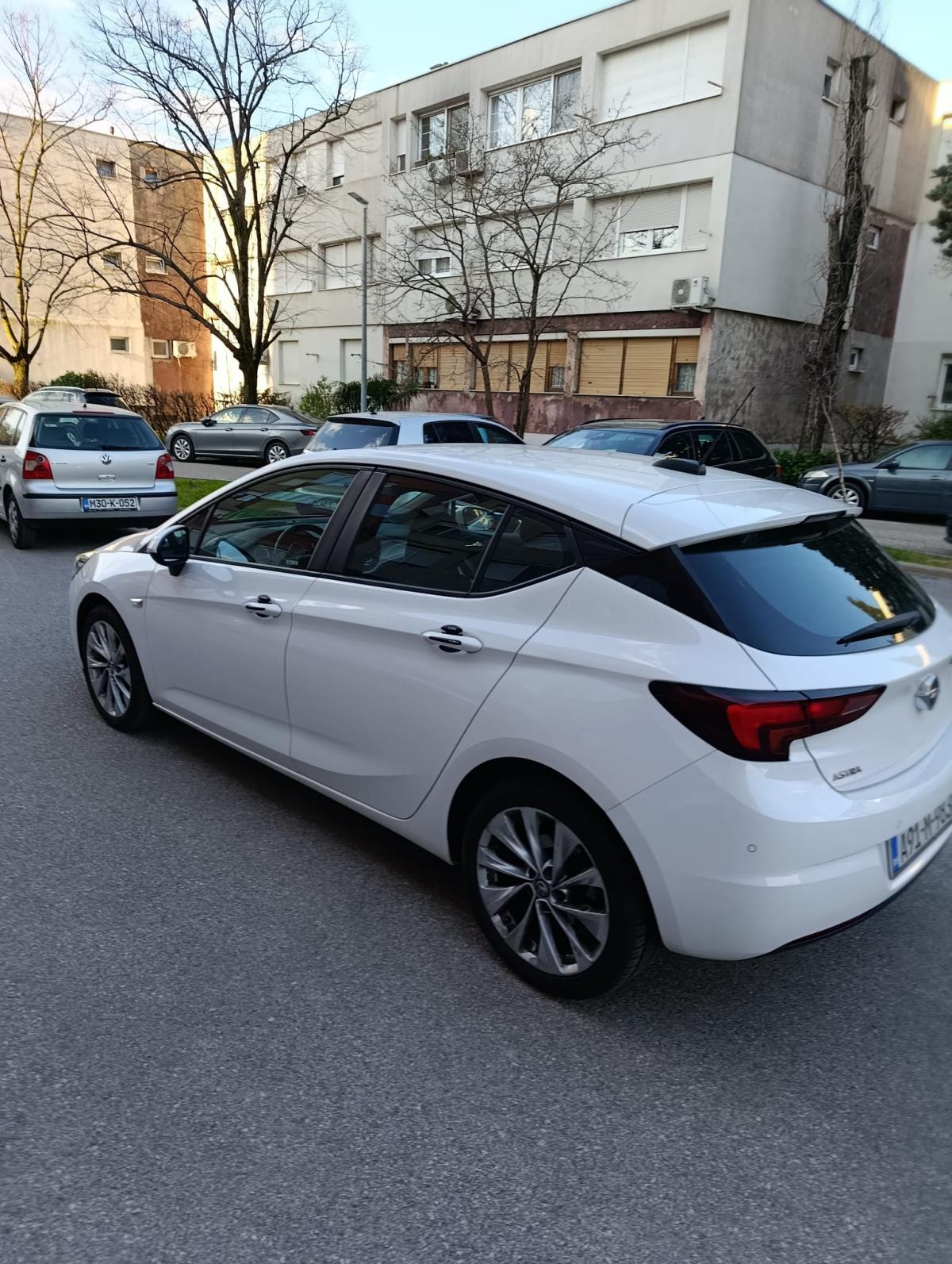 Prodajem Opel Astru 2018 - Slika 3
