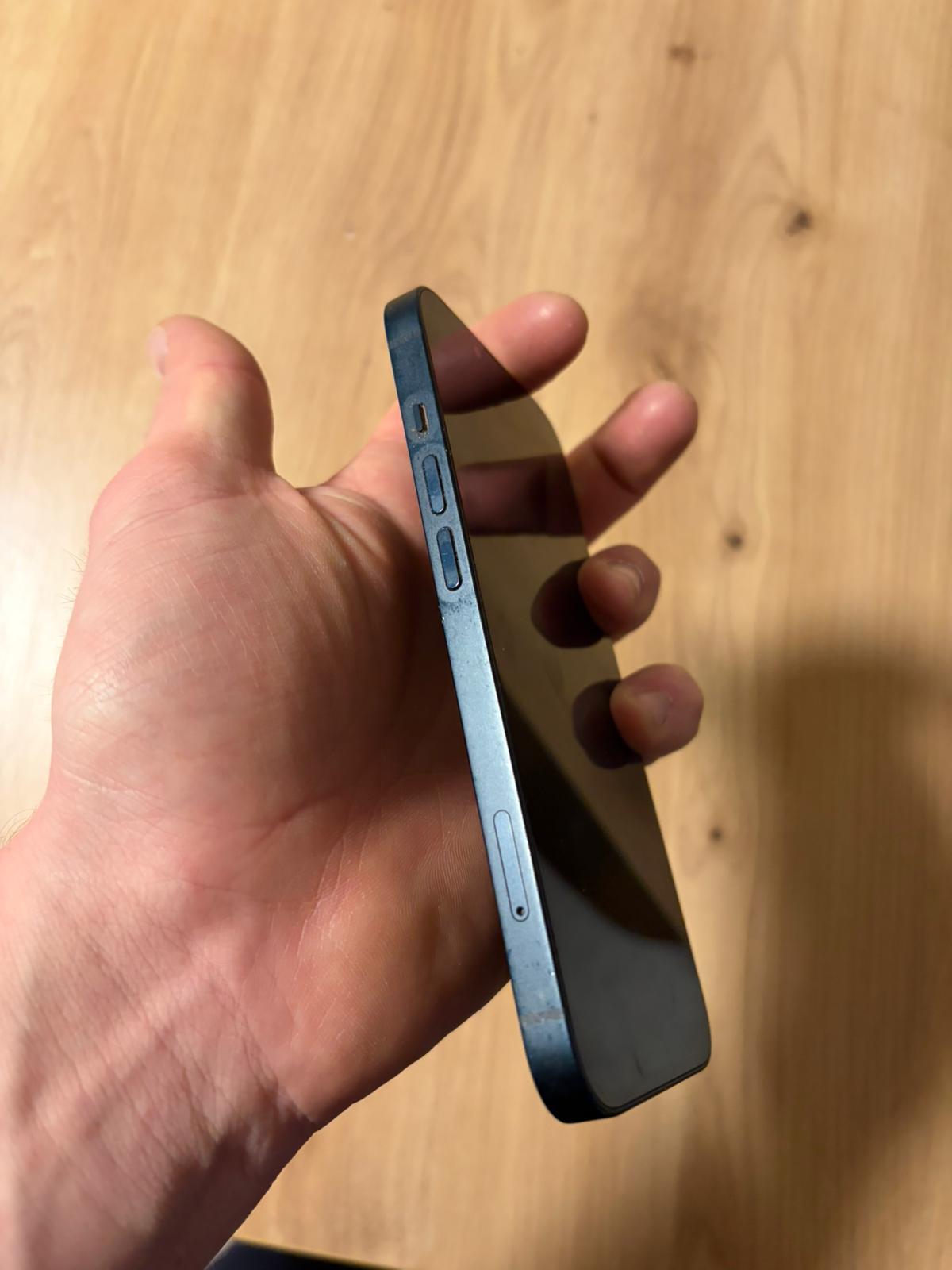 Prodajem mobitel / tehniku - Slika 2